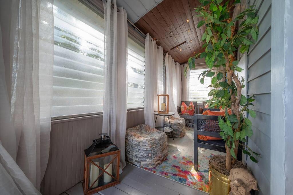 Vibing In The Heights/Breweries/Food/Petfriendly Villa Tampa Exteriör bild