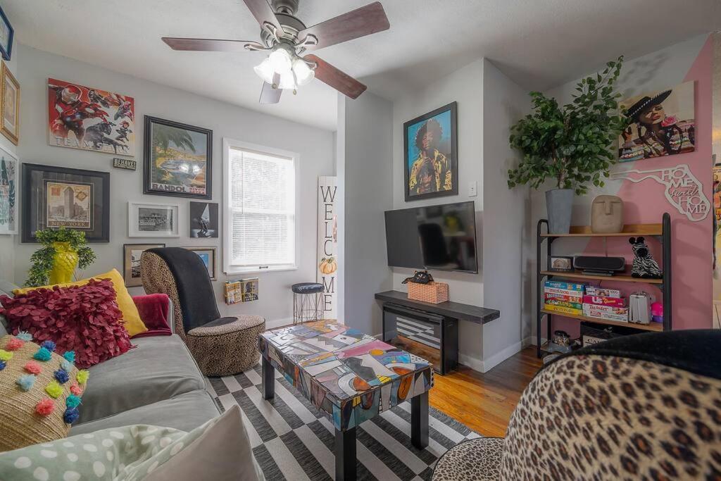 Vibing In The Heights/Breweries/Food/Petfriendly Villa Tampa Exteriör bild
